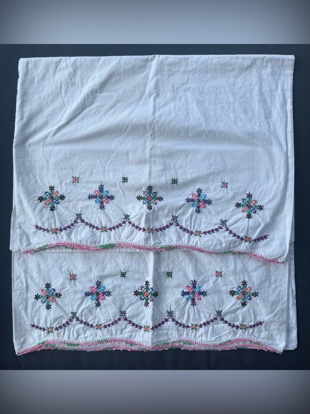 Hand-Embroidered VTG Pillowcase Set